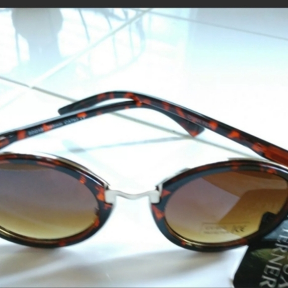 BijouxTernerTortoise Shell Sunglasses Round Frames NWT - Picture 5 of 5